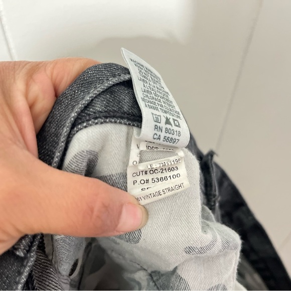 Lucky Brand 361 Vintage Straight Jeans Men’s  Gray  Size 31x32 Distressed - Picture 15 of 15